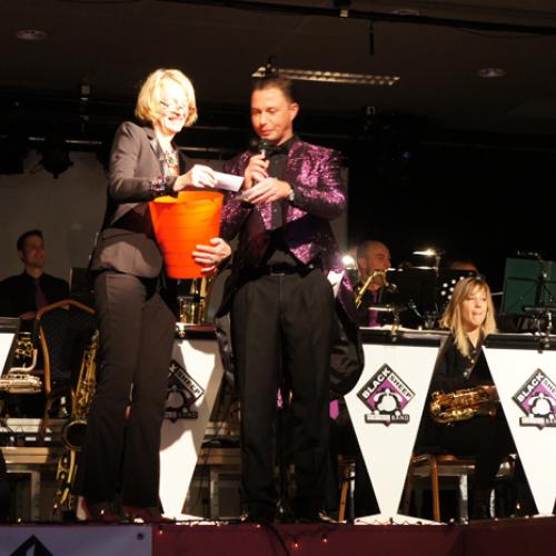 swingin34.jpg 80