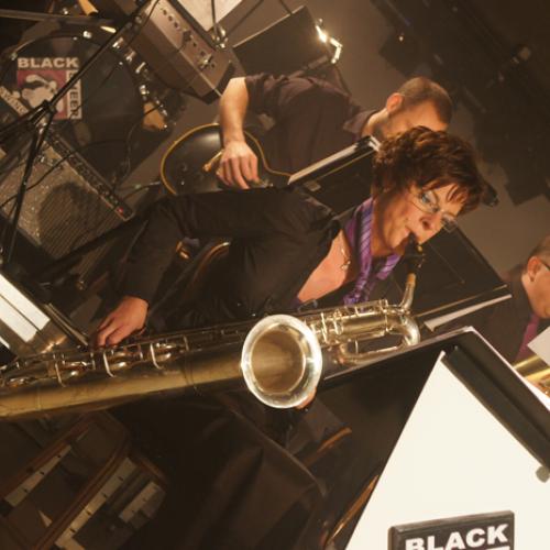 swingin13.jpg 80